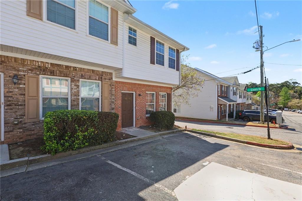 3604 Ginnis Road, Unit 6 Atlanta, GA 30331 - Photo 3 of 27
