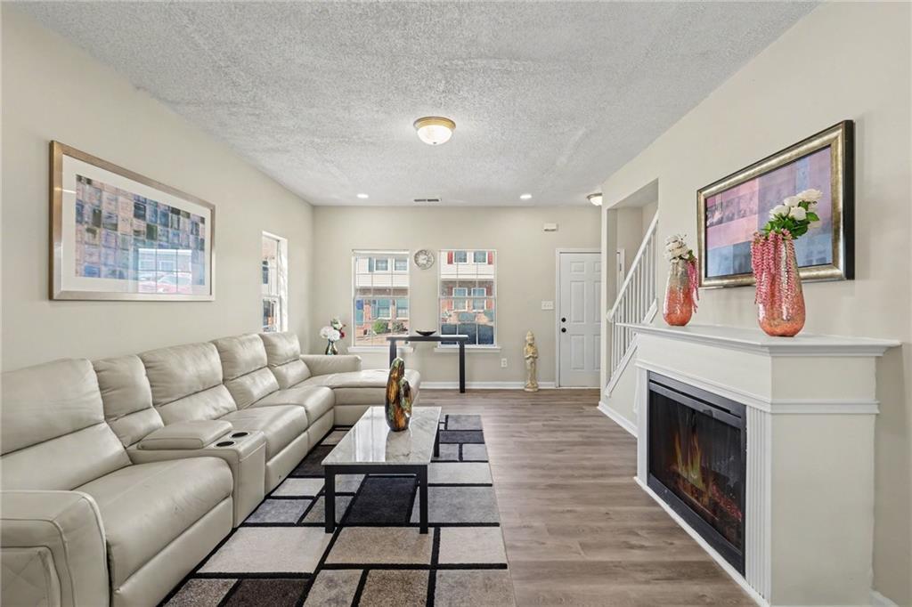 3604 Ginnis Road, Unit 6 Atlanta, GA 30331 - Photo 5 of 27