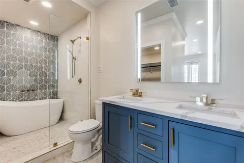 $399,000 | 3208 Cole Avenue, Unit 2202, Dallas, TX 75204