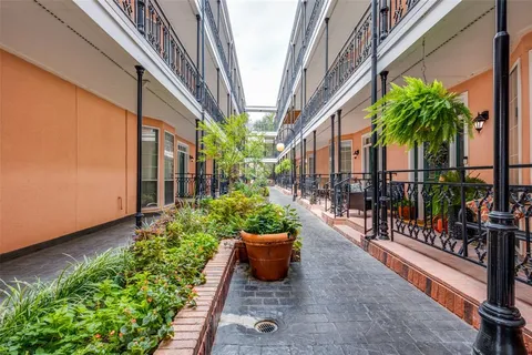 $399,000 | 3208 Cole Avenue, Unit 2202, Dallas, TX 75204