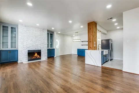 $399,000 | 3208 Cole Avenue, Unit 2202, Dallas, TX 75204