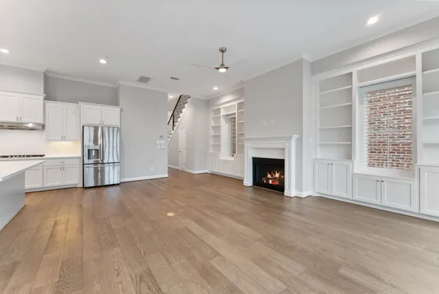 $3,775 | 114 Magnolia Grn Street, The Woodlands, TX 77384