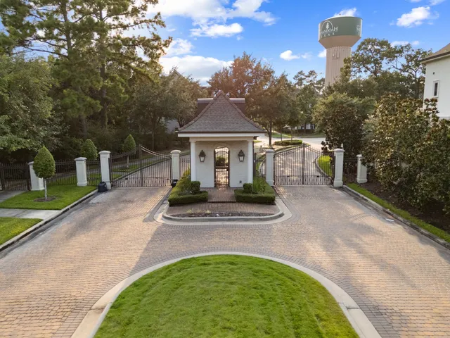 $3,775 | 114 Magnolia Grn Street, The Woodlands, TX 77384