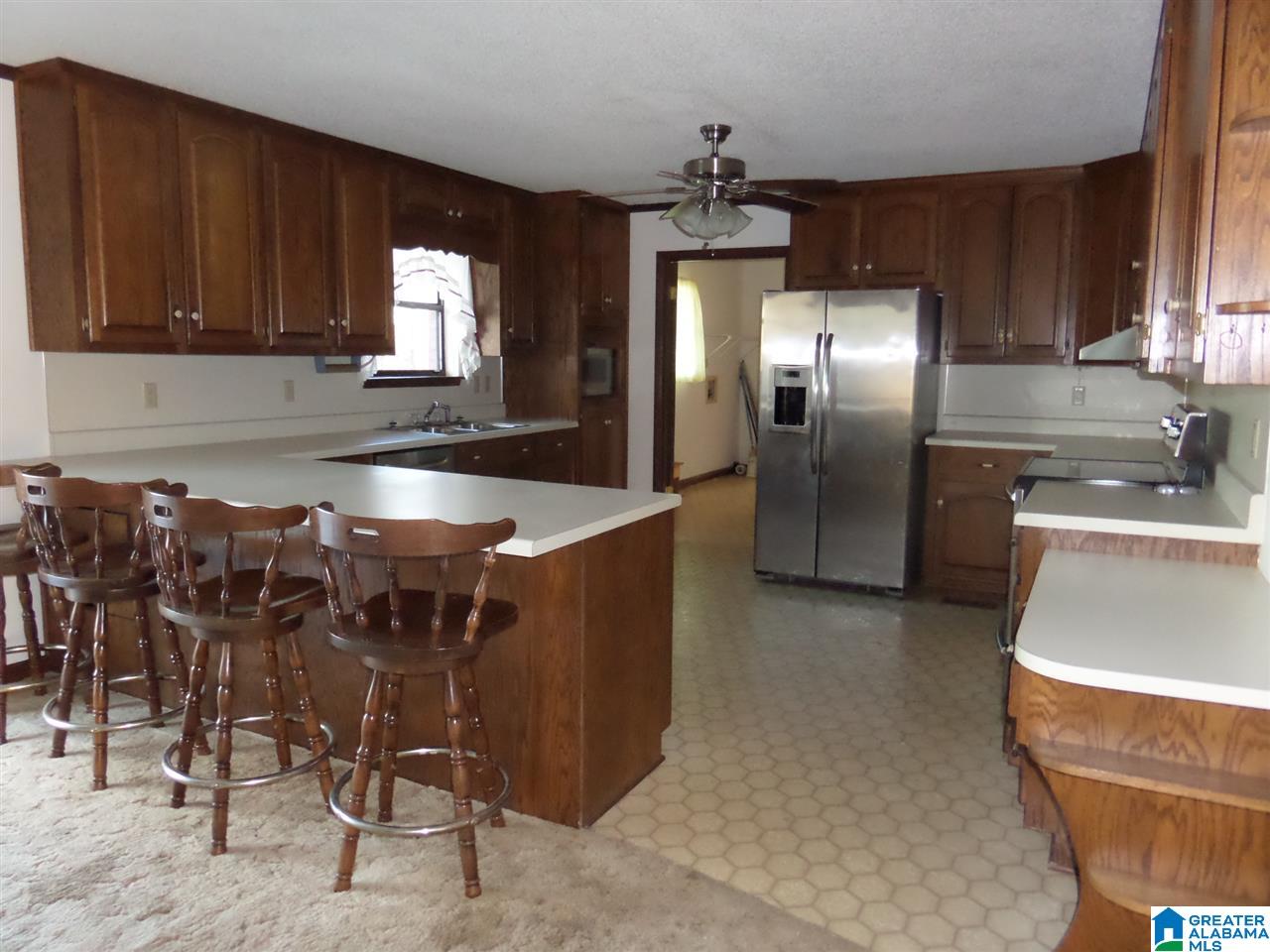 699 Hilltop Road Warrior, AL 35180 - Photo 13 of 21