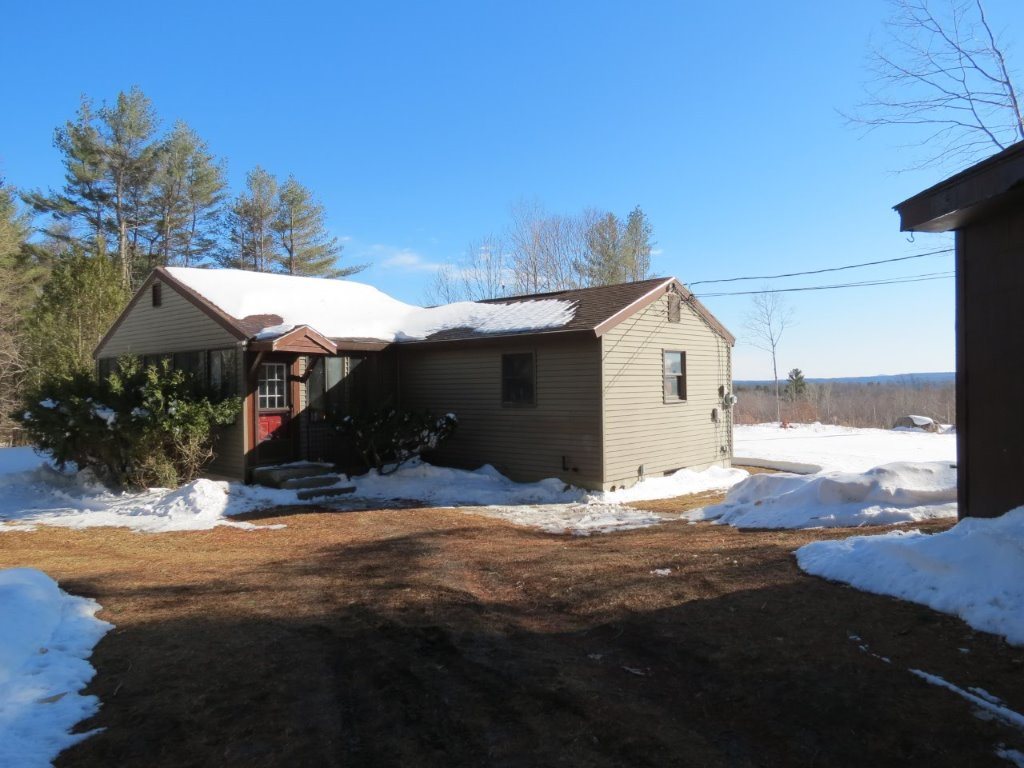 47 Bowman Road Alton, NH 03809 - Photo 1 of 13 Gallery Image 1