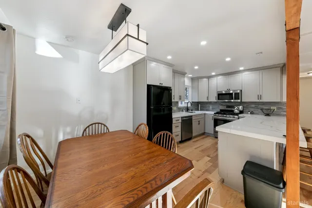 $1,188,000 | 3702 Verdon Lane, South Lake Tahoe, CA 96150