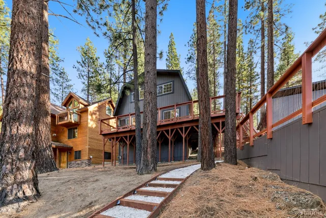 $1,188,000 | 3702 Verdon Lane, South Lake Tahoe, CA 96150