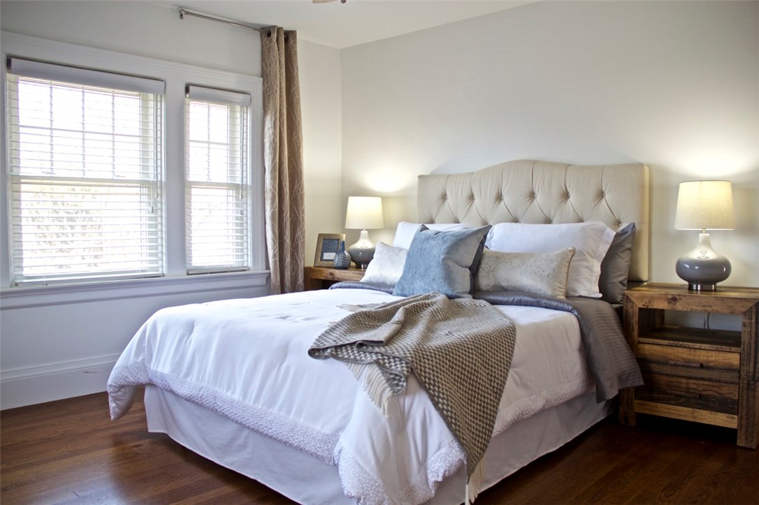 241 Butler Avenue Providence, RI 02906 - Photo 21 of 38