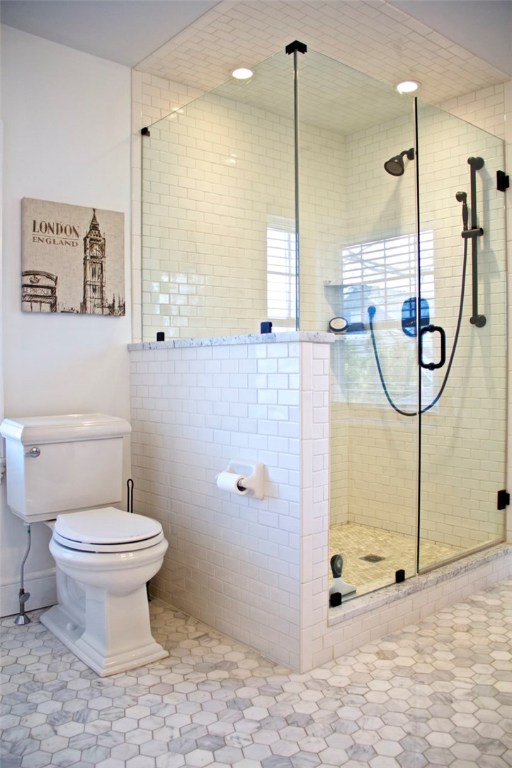 241 Butler Avenue Providence, RI 02906 - Photo 23 of 38