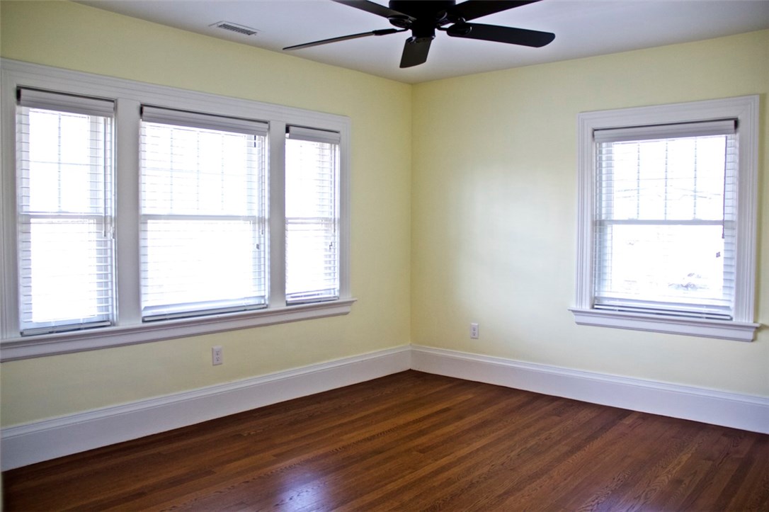 241 Butler Avenue Providence, RI 02906 - Photo 30 of 38