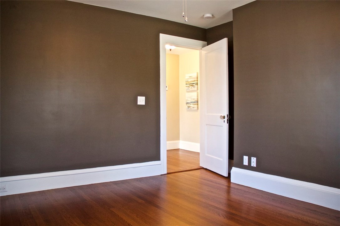 241 Butler Avenue Providence, RI 02906 - Photo 31 of 38