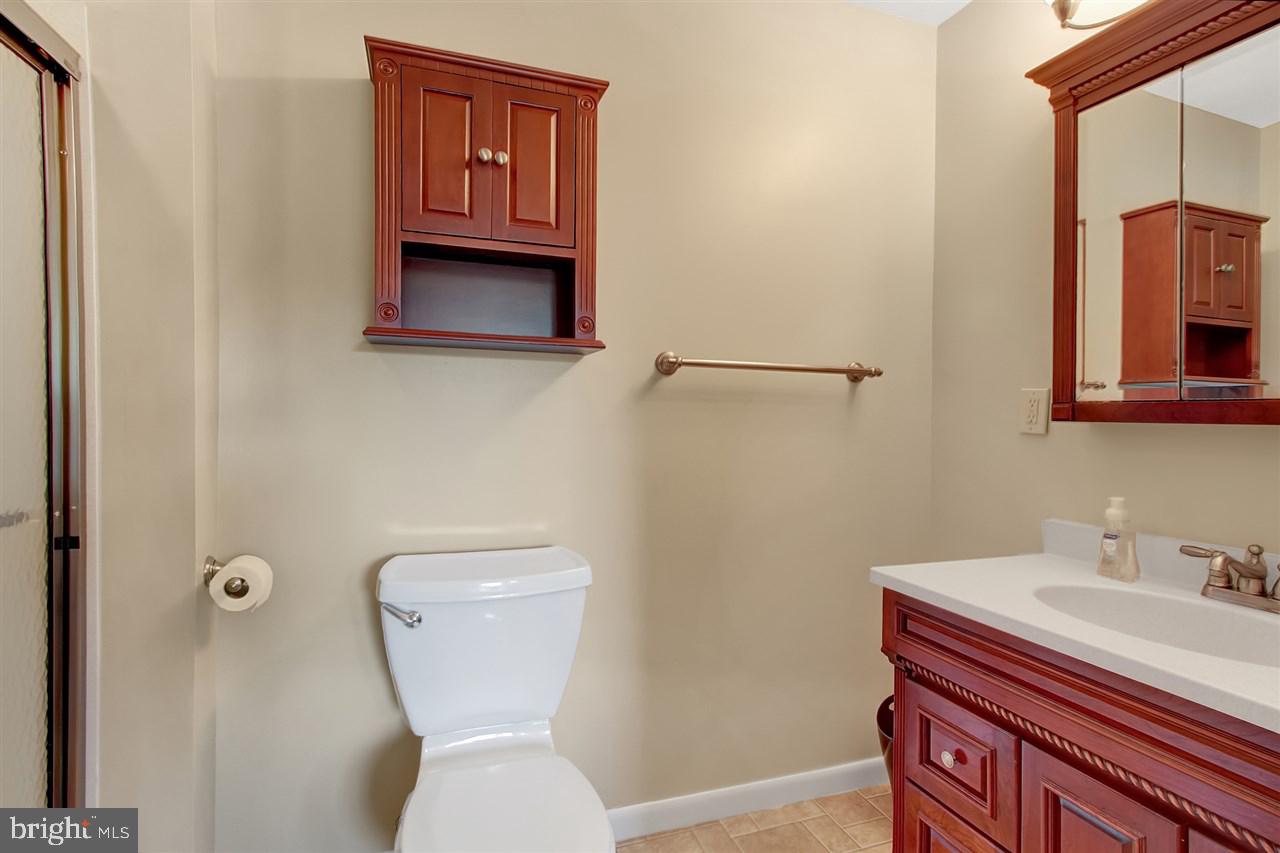 555 Hammond Road York, PA 17406 - Photo 14 of 25 Gallery Image 14