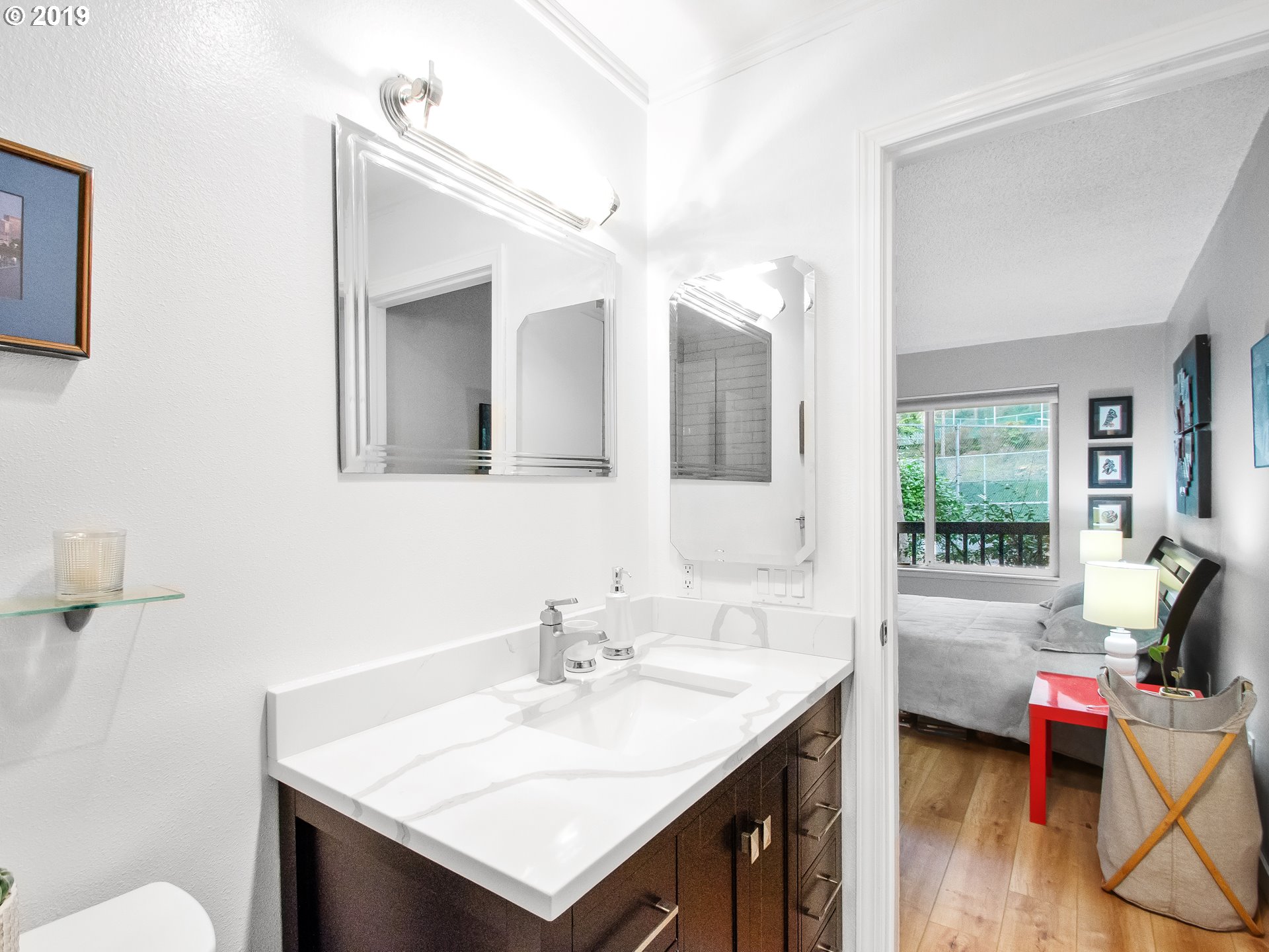 7550 Southwest Barnes Road, Unit H Portland, OR 97225 - Photo 16 of 30 Bathroom