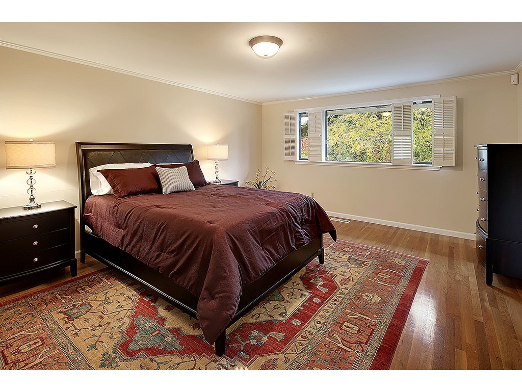 2222 Evergreen Point Road Medina, WA 98039 - Photo 8 of 13