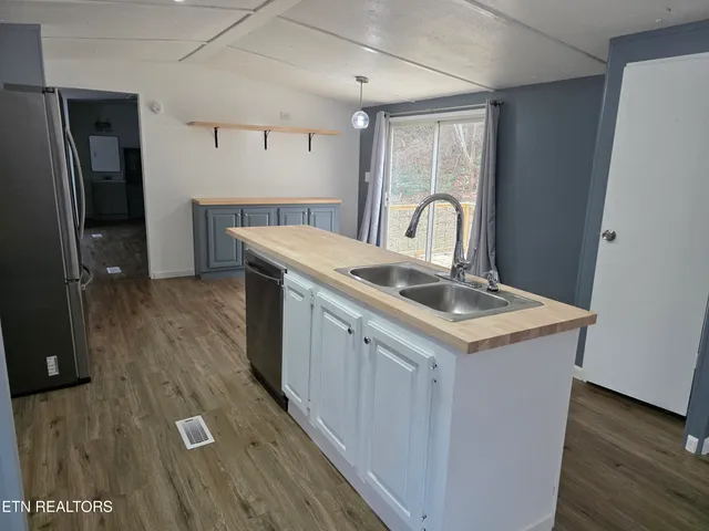 $174,900 | 1288 Maiden Lane, Jellico, TN 37762