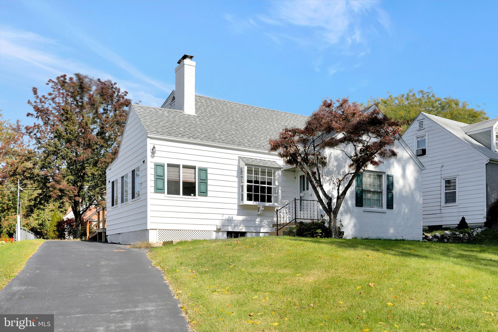 13212 Club Road Hagerstown, MD 21742 - Photo 1 of 54 Gallery Image 1