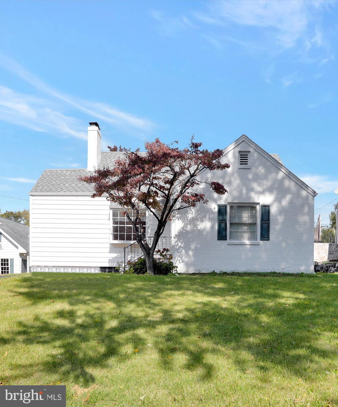 13212 Club Road Hagerstown, MD 21742 - Photo 4 of 54 Gallery Image 4