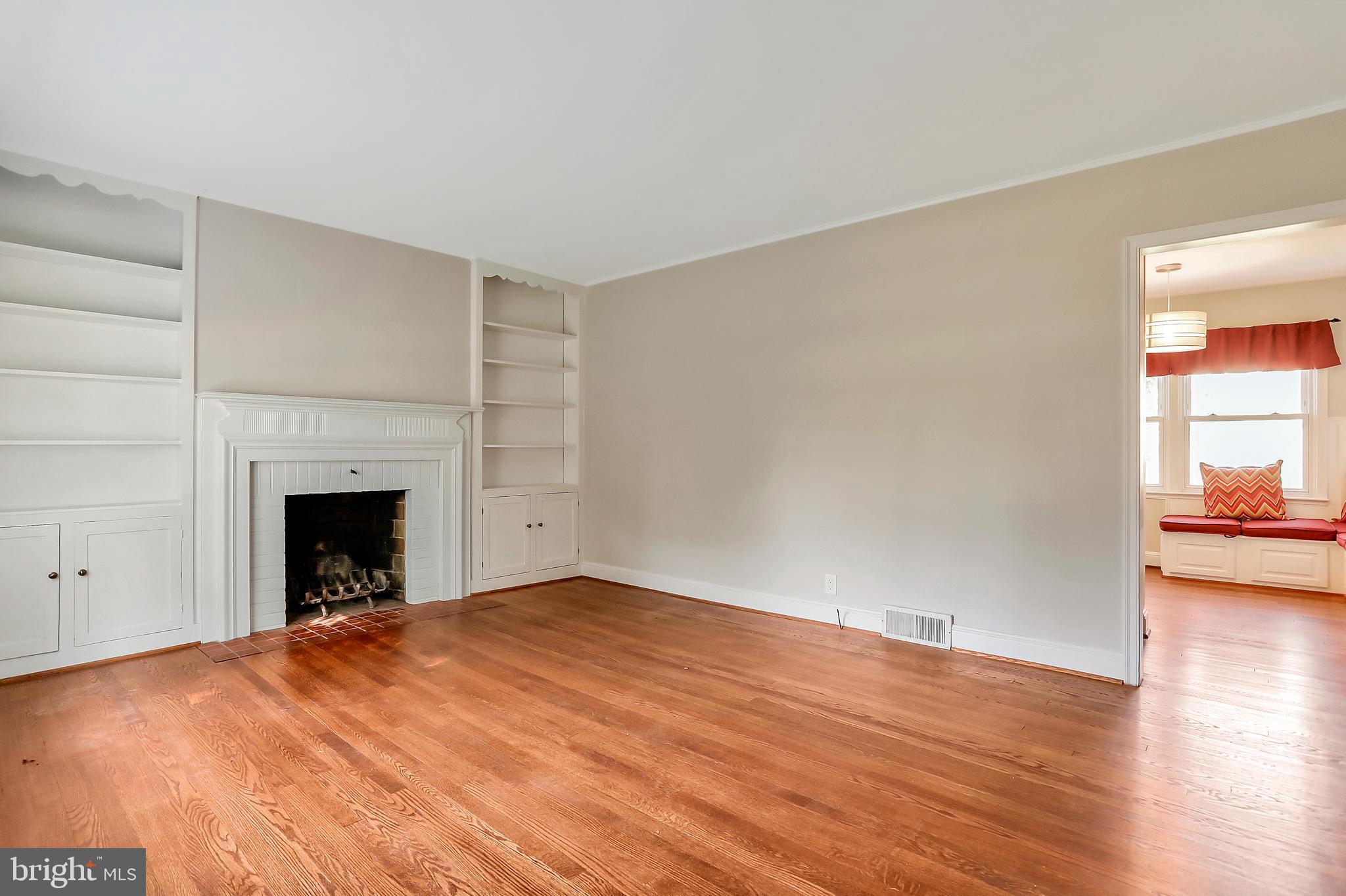 13212 Club Road Hagerstown, MD 21742 - Photo 6 of 54 Living room, fireplace and built in shelves