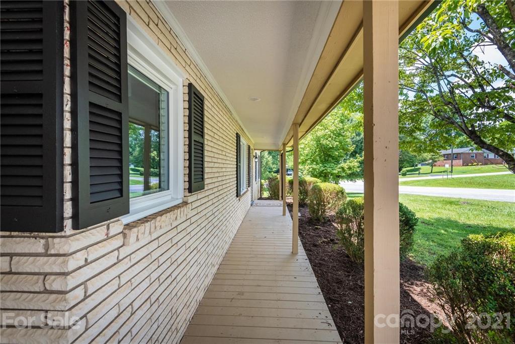 407 Legion Road Lenoir, NC 28645 - Photo 17 of 48 Gallery Image 17