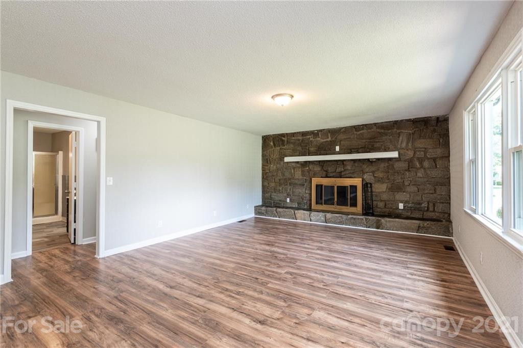 407 Legion Road Lenoir, NC 28645 - Photo 19 of 48 Gallery Image 19