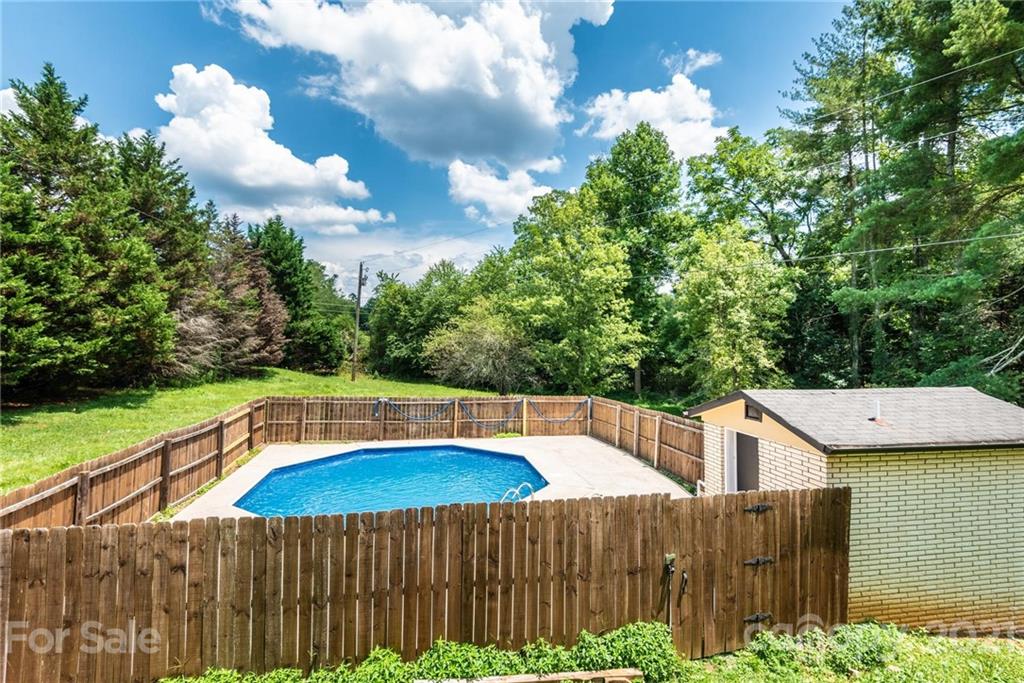 407 Legion Road Lenoir, NC 28645 - Photo 45 of 48 Gallery Image 45