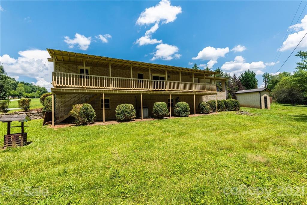 407 Legion Road Lenoir, NC 28645 - Photo 9 of 48 Gallery Image 9