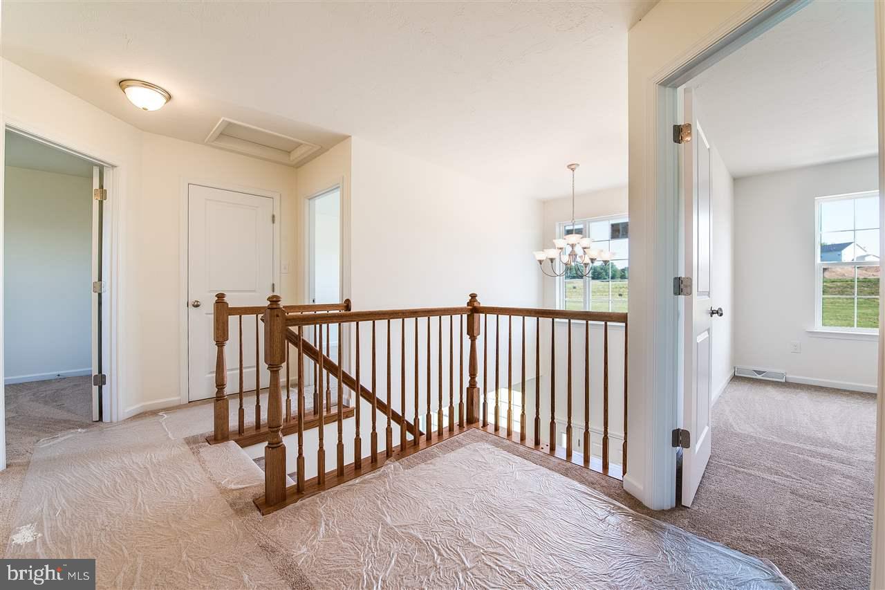900 Ripple Drive, Unit 74 Hanover, PA 17331 - Photo 15 of 27 2nd story hall, open foyer