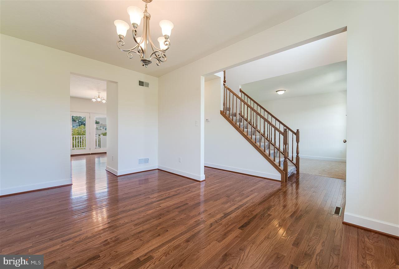 900 Ripple Drive, Unit 74 Hanover, PA 17331 - Photo 7 of 27 Dining Room- Hardwood Floors