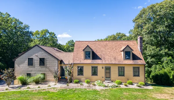 $725,000 | 121 Wallum Lake Road, Douglas, MA 01516