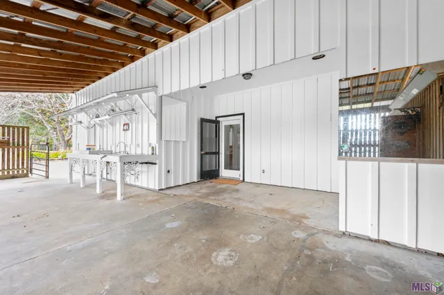 $580,000 | 849 Dougherty Lane, Jackson, LA 70748