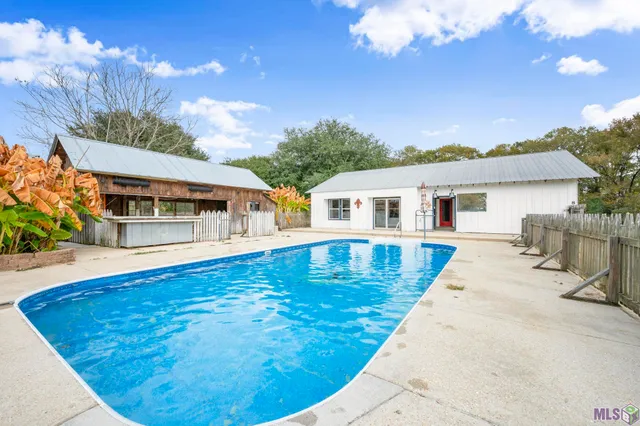 $580,000 | 849 Dougherty Lane, Jackson, LA 70748