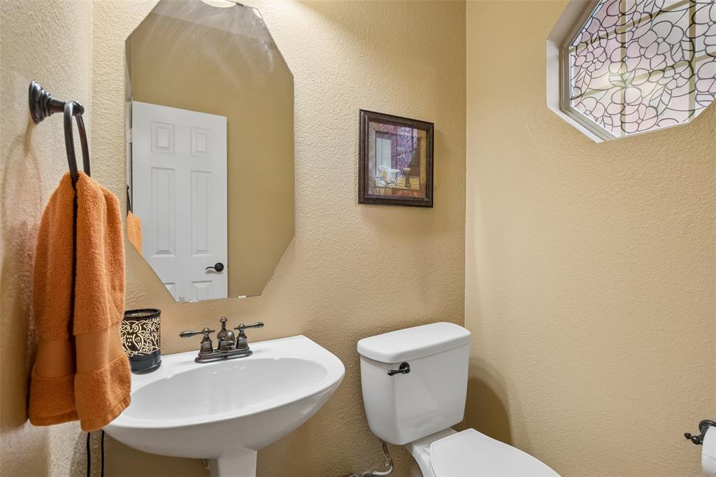 1301 Rustic Timbers Lane Flower Mound, TX 75028 - Photo 18 of 32