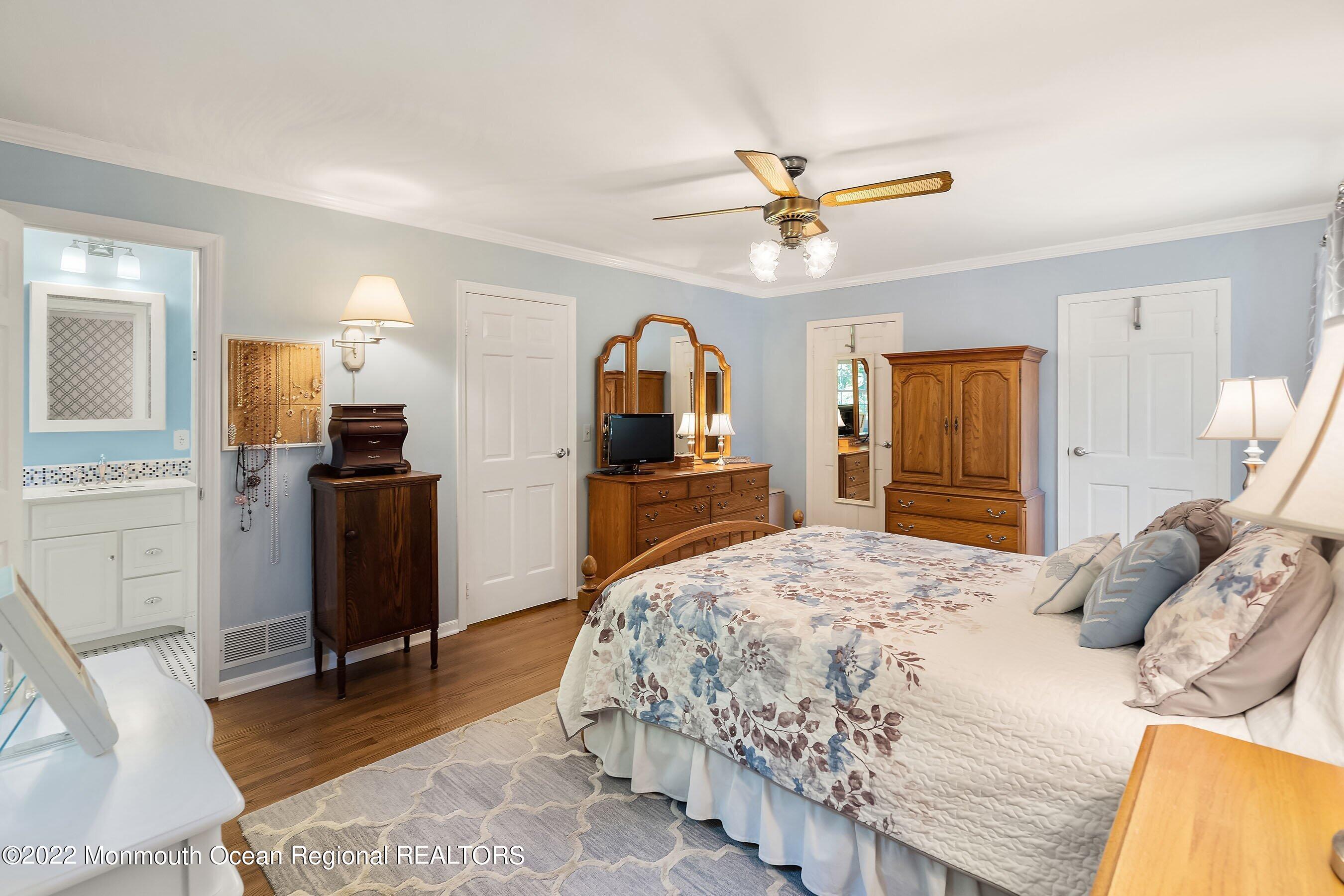 201 Ballantine Road Middletown, NJ 07748 - Photo 23 of 32 Int27 Bed4a