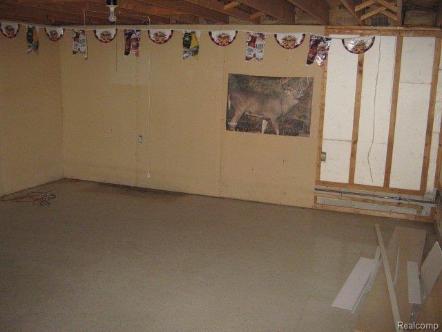 8651 Marsh Road Algonac, MI 48001 - Photo 9 of 11 RM