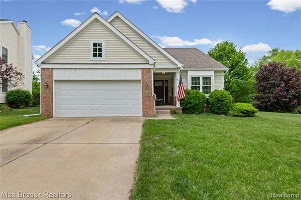 $449,900 | 7512 Lake Street, Dexter, MI 48130