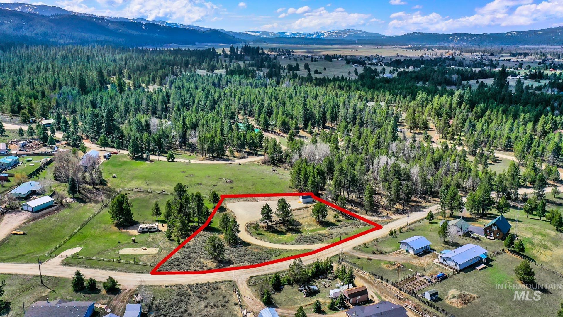 13 Nugget Drive Cascade, ID 83611 - Photo 5 of 30