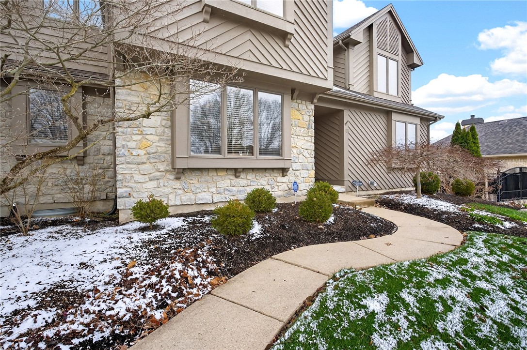 8025 Station House Road Centerville, OH 45458 - Photo 2 of 42