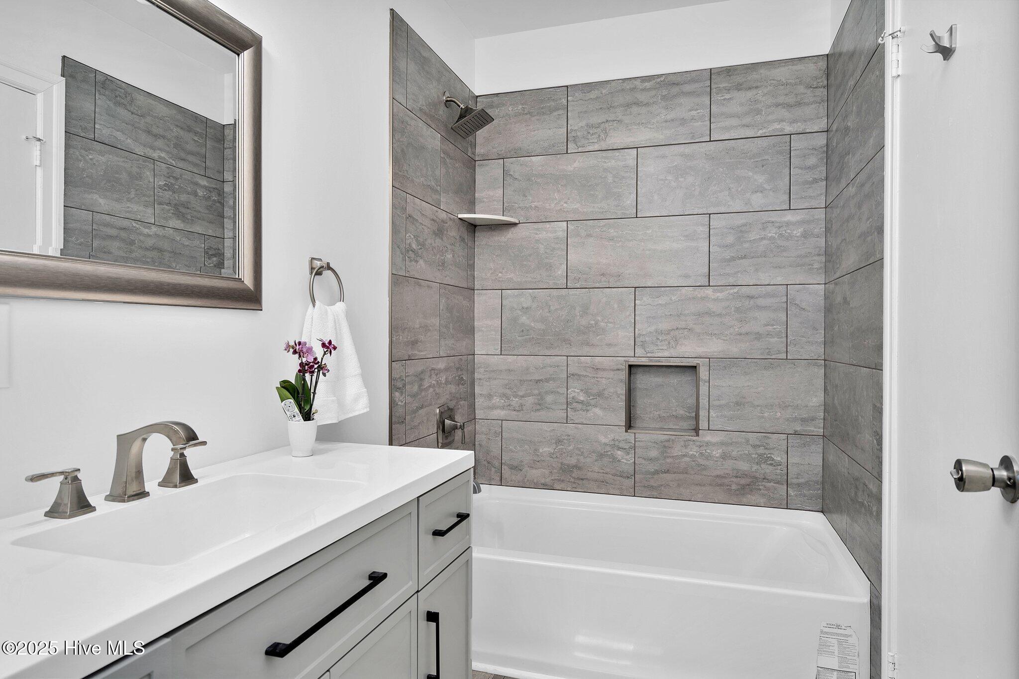 1245 Davistown-Mercer Road Pinetops, NC 27864 - Photo 35 of 40 Tiled Bath