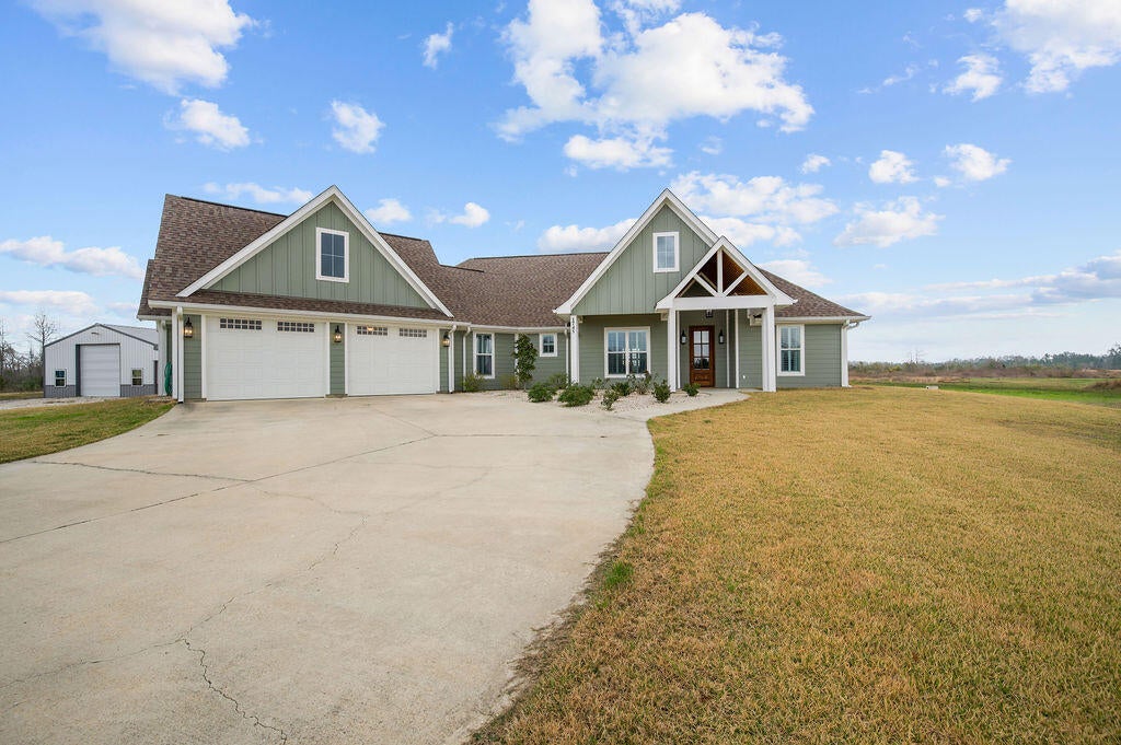 1745 Schuetz Road Deridder, LA 70634 - Photo 1 of 1 Gallery Image 1