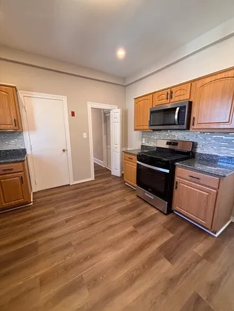 $4,250 | 130 Linden Avenue, Unit 130, Malden, MA 02148