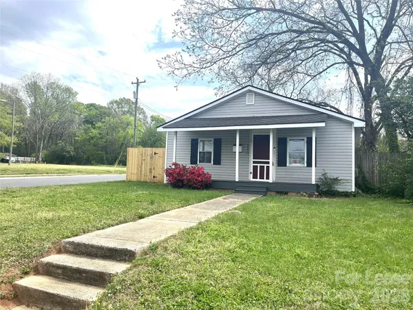 $1,600 | 320 Skyland Avenue, Charlotte, NC 28205