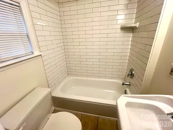 $1,600 | 320 Skyland Avenue, Charlotte, NC 28205