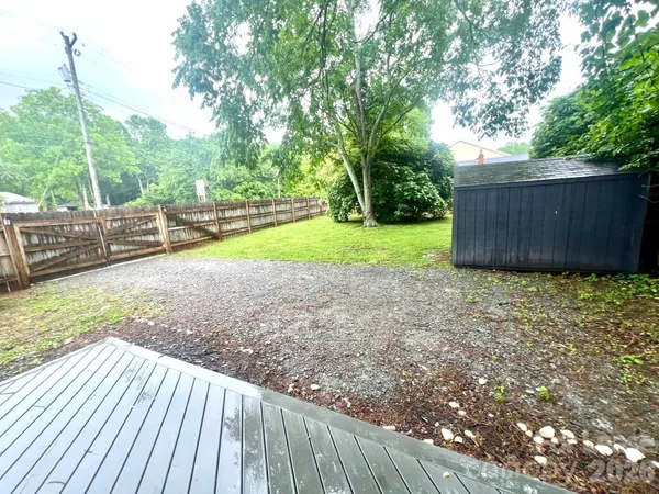 $1,600 | 320 Skyland Avenue, Charlotte, NC 28205