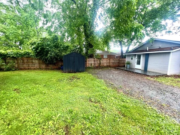 $1,600 | 320 Skyland Avenue, Charlotte, NC 28205