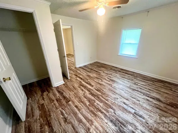 $1,600 | 320 Skyland Avenue, Charlotte, NC 28205