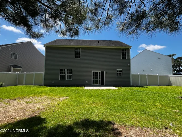 $2,300 | 1044 Jade Lane, Greenville, NC 27834