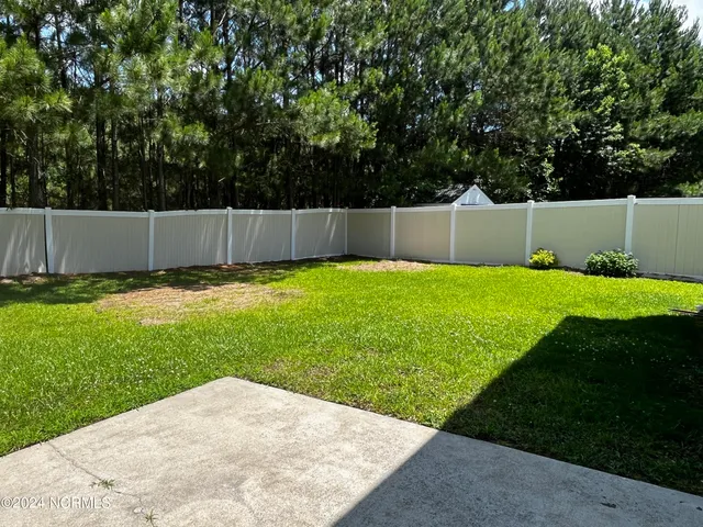 $2,300 | 1044 Jade Lane, Greenville, NC 27834