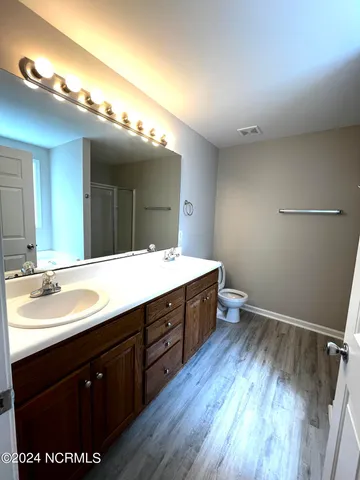 $2,300 | 1044 Jade Lane, Greenville, NC 27834