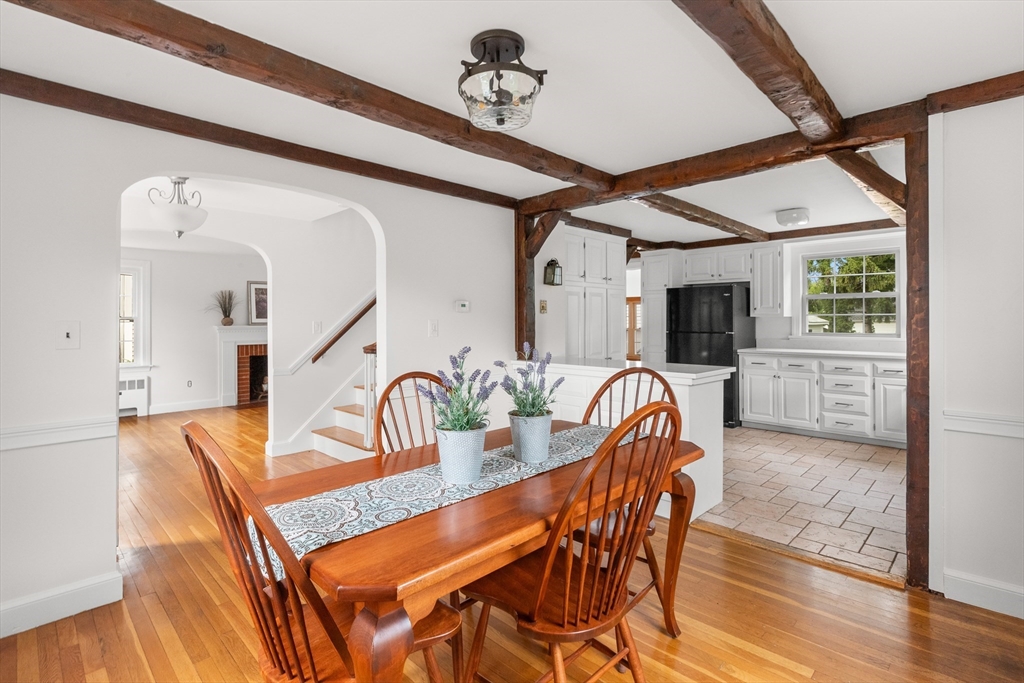 51 Newcastle Road Peabody, MA 01960 - Photo 5 of 41 Gallery Image 5