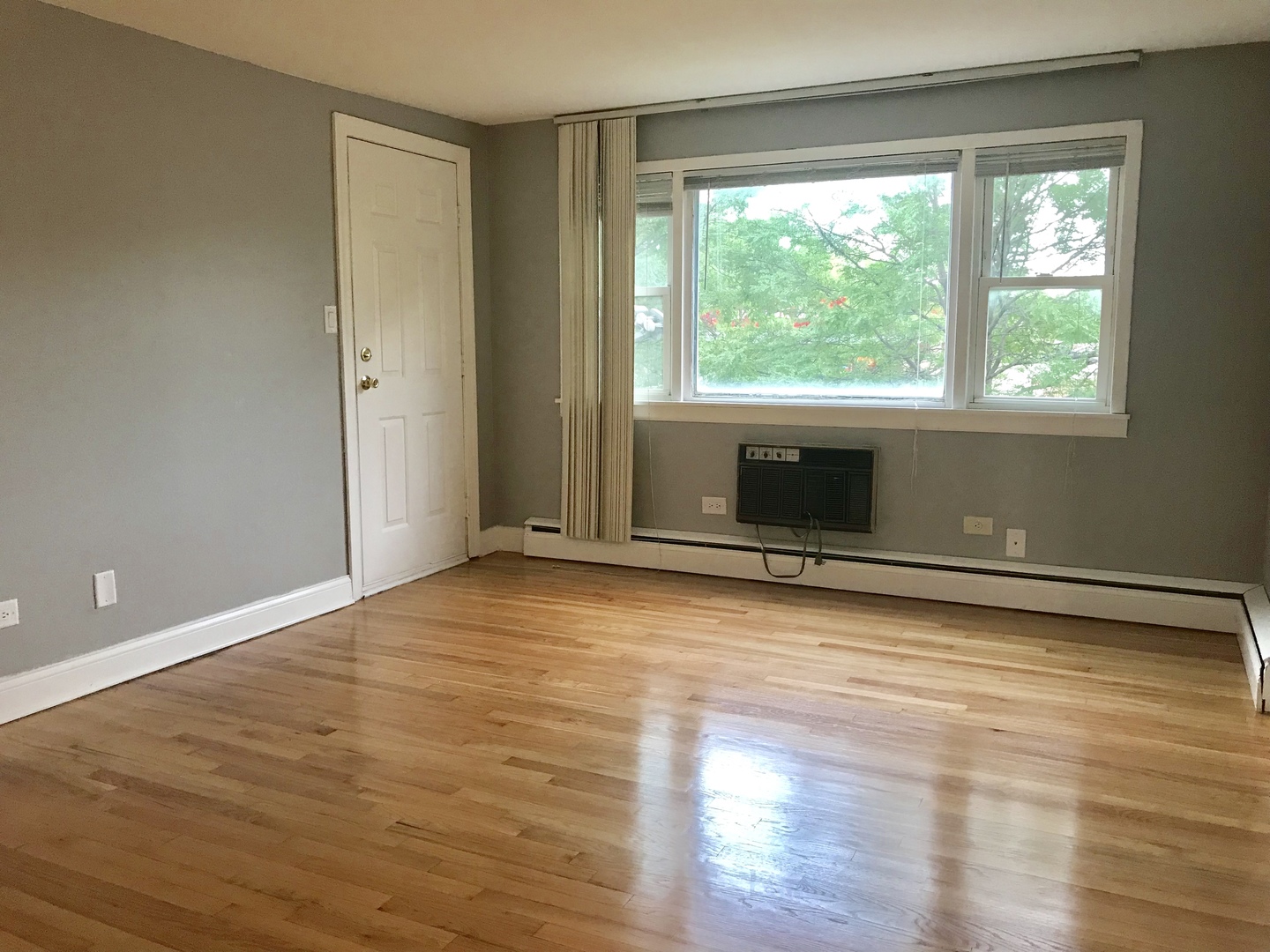 7858 Rutherford Avenue, Unit 2B Burbank, IL 60459 - Photo 13 of 17